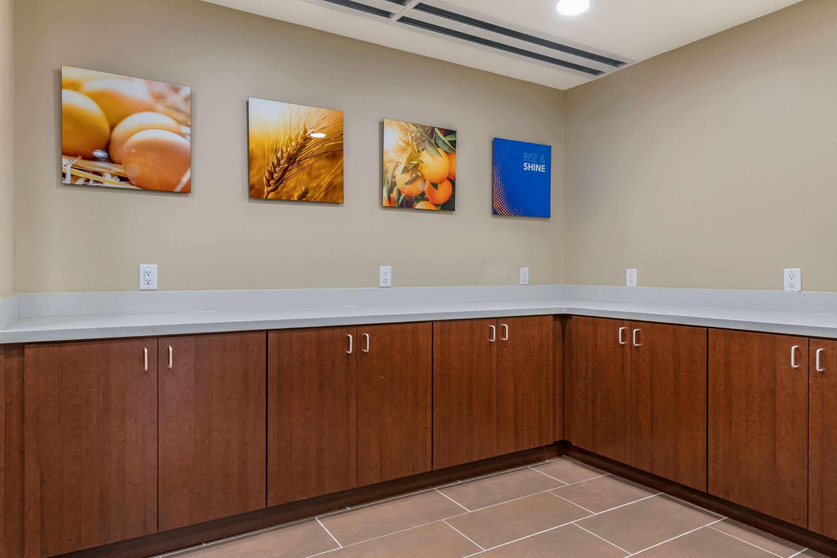 Comfort Suites Daytona Beach - Speedway Zewnętrze zdjęcie